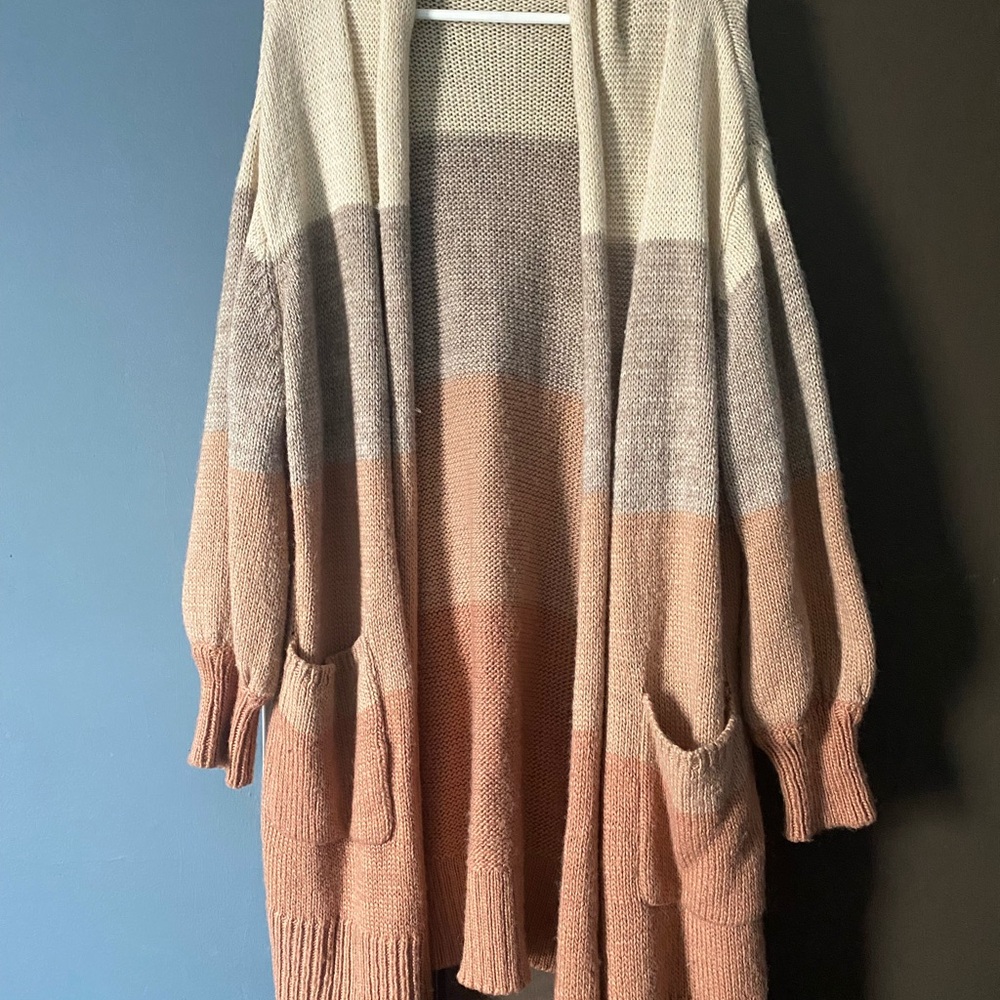 Who What Wear Cream and Gray Cardigan Sweater